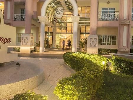 Hotel Florenca Luanda Buitenkant foto