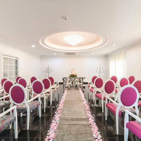 Hotel Florenca Luanda Buitenkant foto