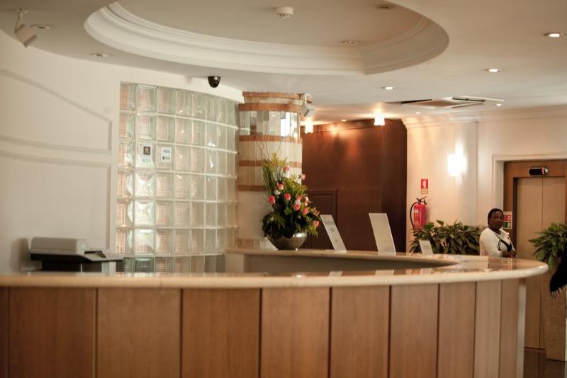 Hotel Florenca Luanda Buitenkant foto