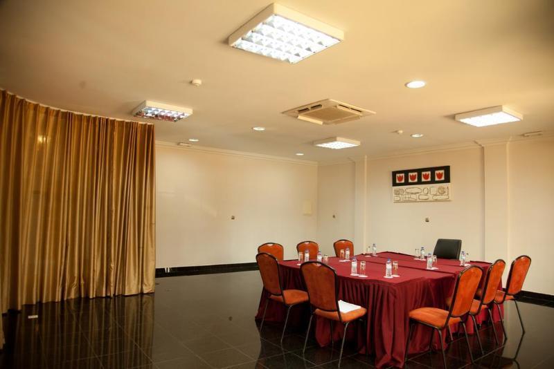 Hotel Florenca Luanda Buitenkant foto