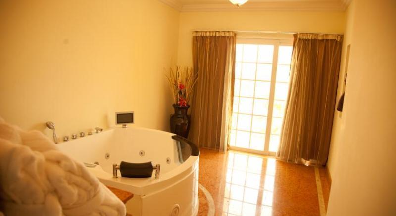 Hotel Florenca Luanda Buitenkant foto