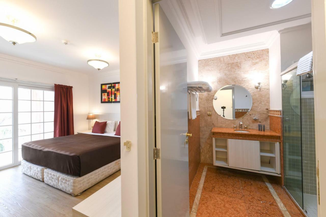 Hotel Florenca Luanda Buitenkant foto